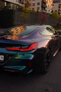 BMW M8 Competition Coupé, Foto 3 von 5, Prag